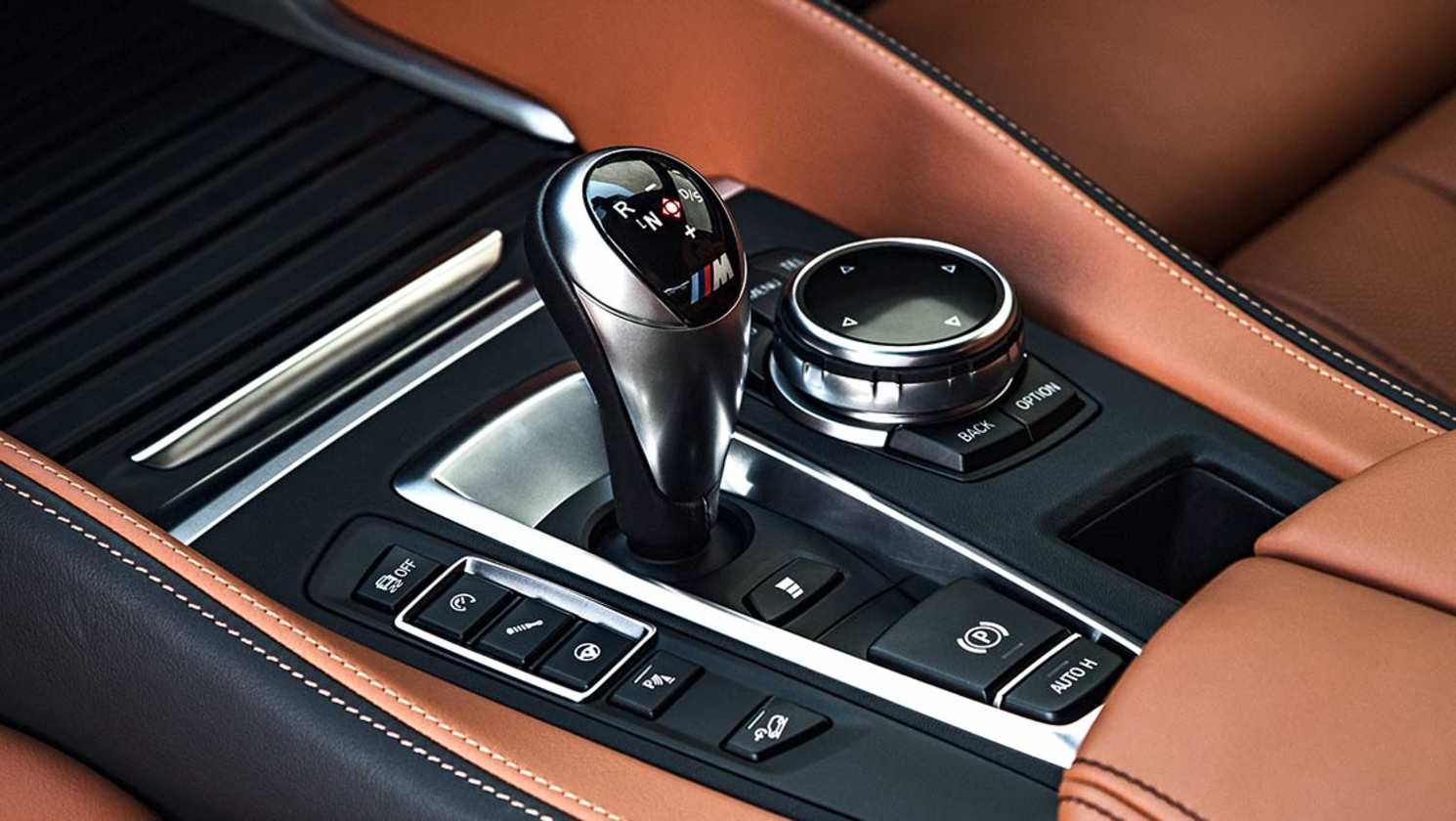 2015 BMW X6 M